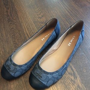 Coach flats